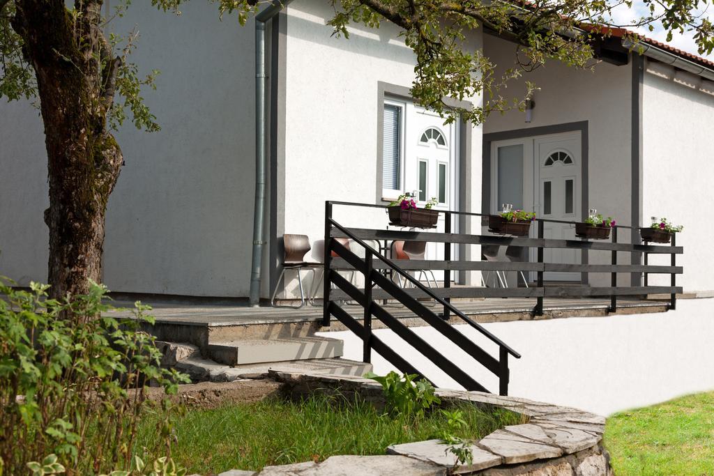 Apartment & Room Toma Smoljanac Dış mekan fotoğraf
